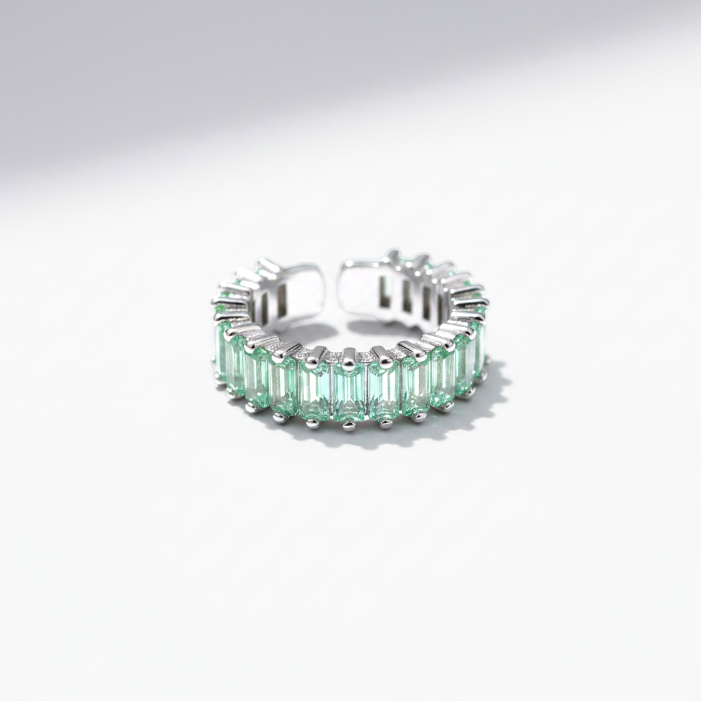 The Hessa Ring — Silver